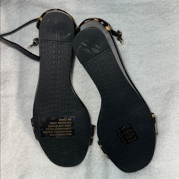 Michael Kors Leopard Print Women's Sandals - Picture 3 of 3